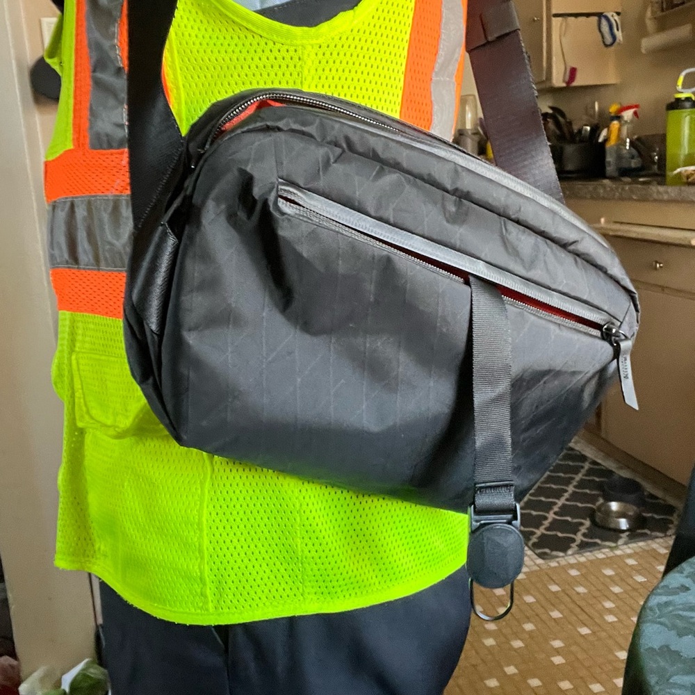 Alpaka Go Sling Mini V2 (BLACK X-Pac VX21)